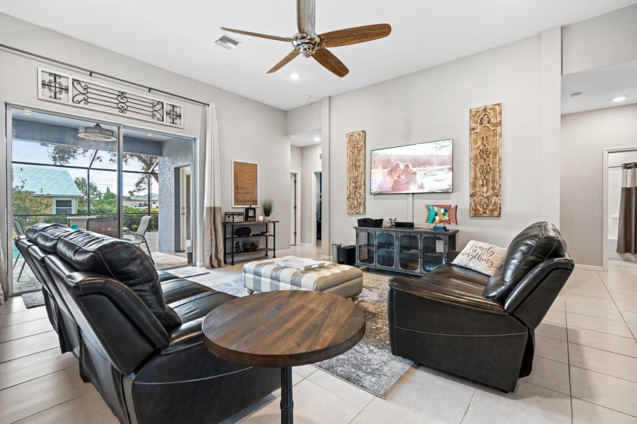 Beautiful Cape Coral Oasis! King Bed, Bbq, Heated Pool, Pvt Yard & Much More! Bagian luar foto